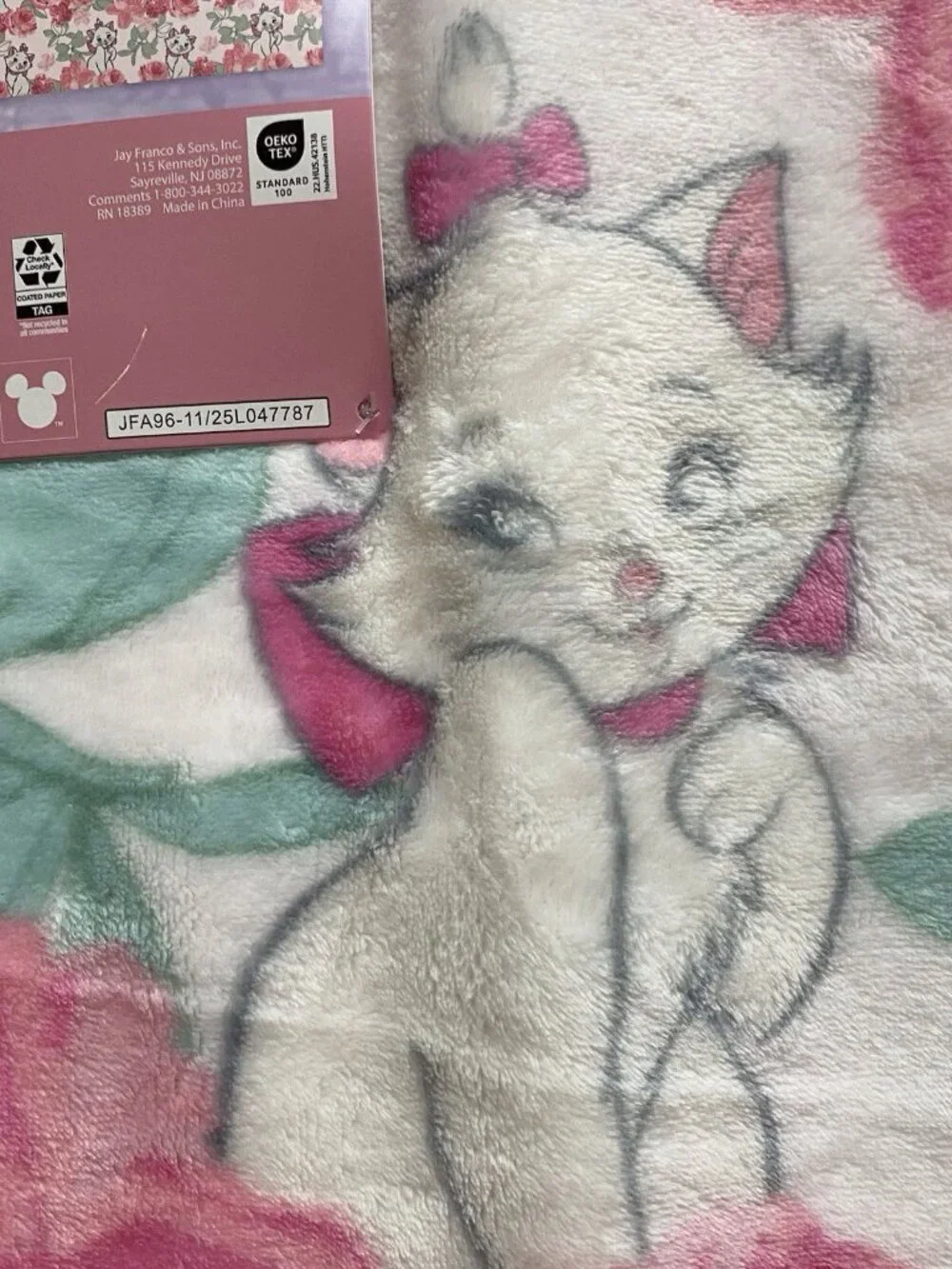 Disney Aristocats Marie Kitten Pink Roses Soft Throw Blanket‎ 50” X 70” NEW